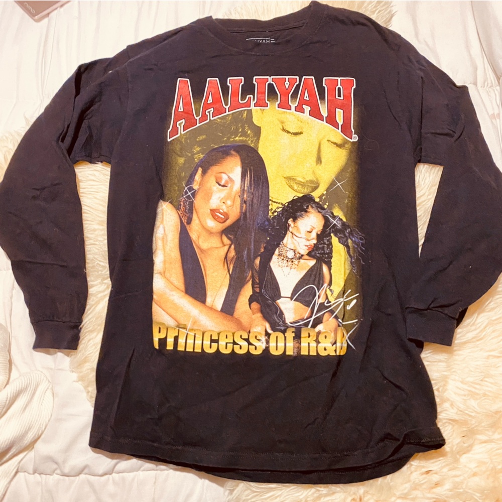 Aaliyah Graphic Long Sleeve Shirt black M singer r&b